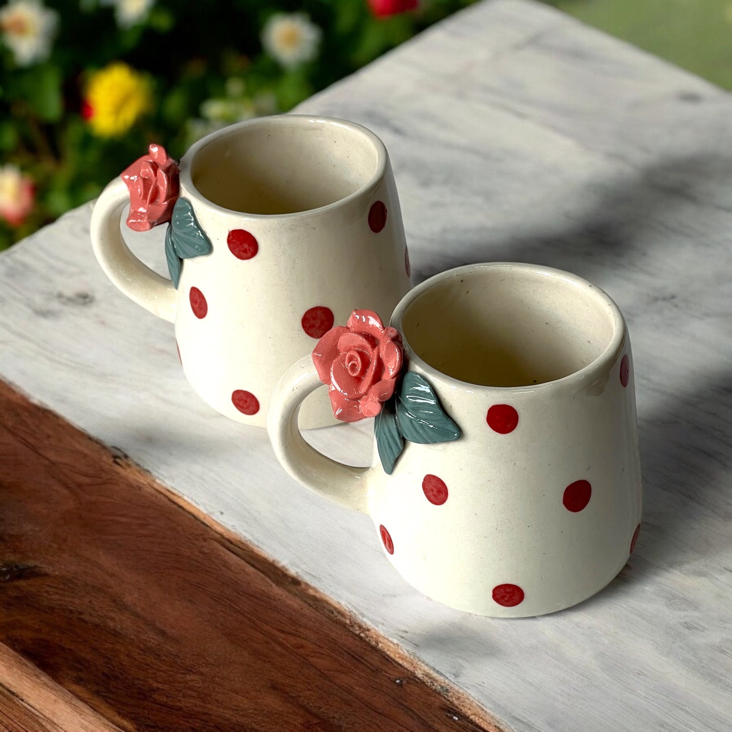 The Oval Rose Mugs