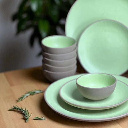 Earthy Mint Dinner set (18pcs)