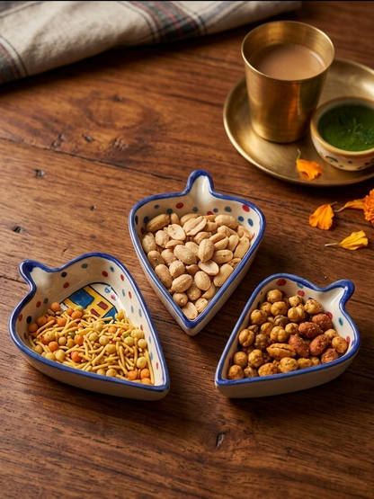 Hut Condiments and Snacks Trays (Set of 3)