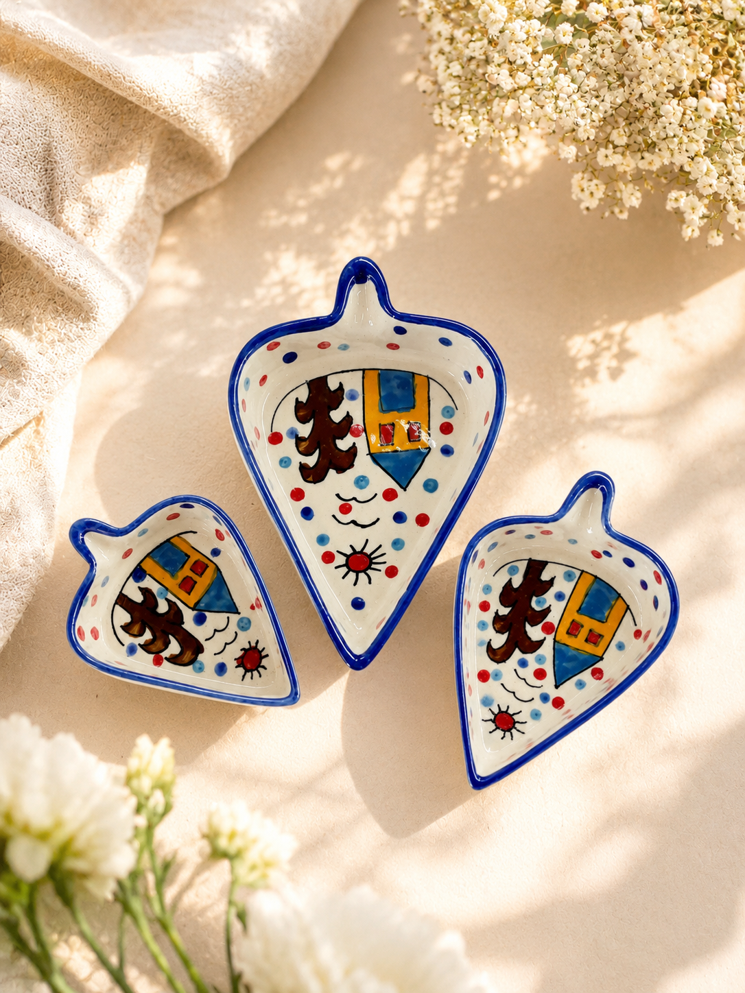 Hut Condiments and Snacks Trays (Set of 3)