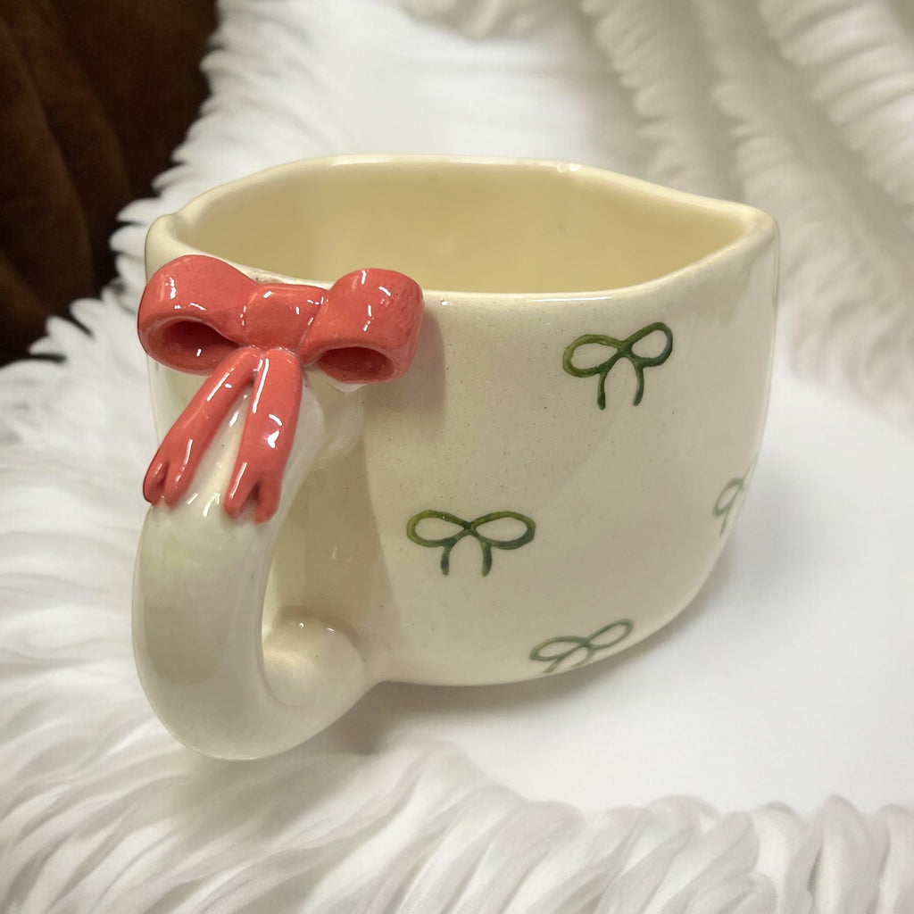 Single Bow Down Mug