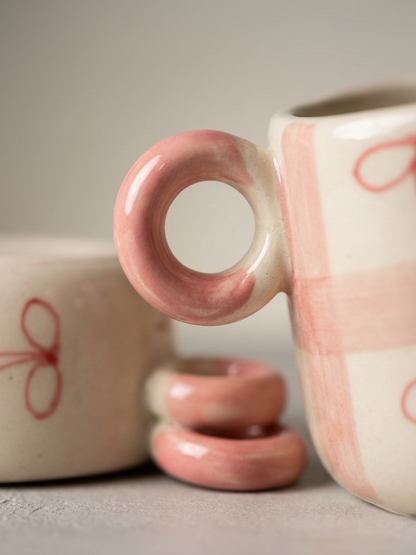 Checks Floating Ribbons Mugs